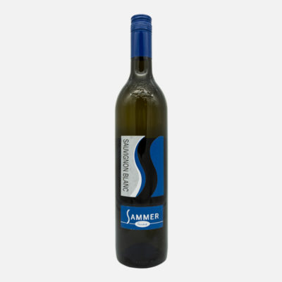 Sauvignon Blanc, trocken, intensive Würze, feine Grasigkeit, ein Hauch von Holunder, Weinhof Sammer